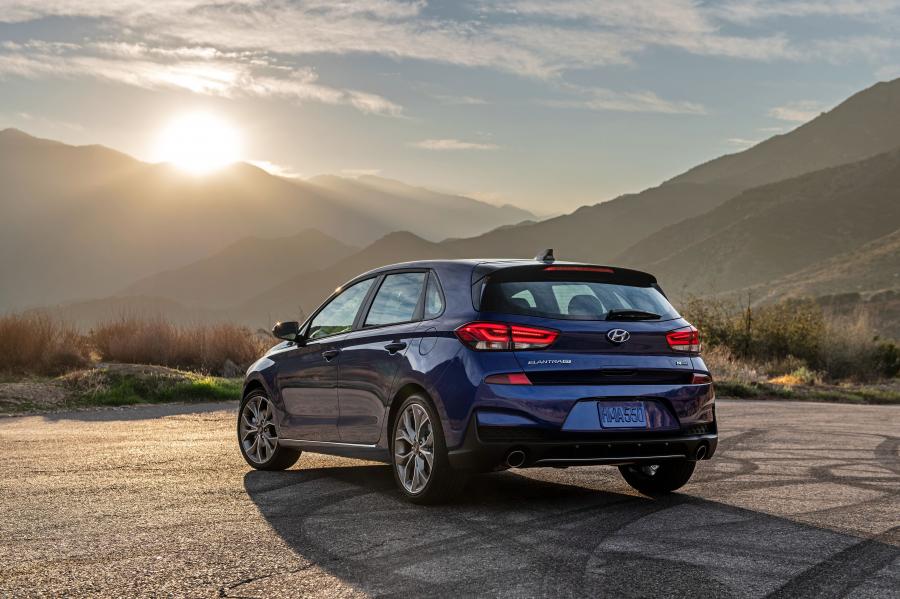  Hyundai Elantra GT N Line (PD) 2019 года  (фото 10 из 40)